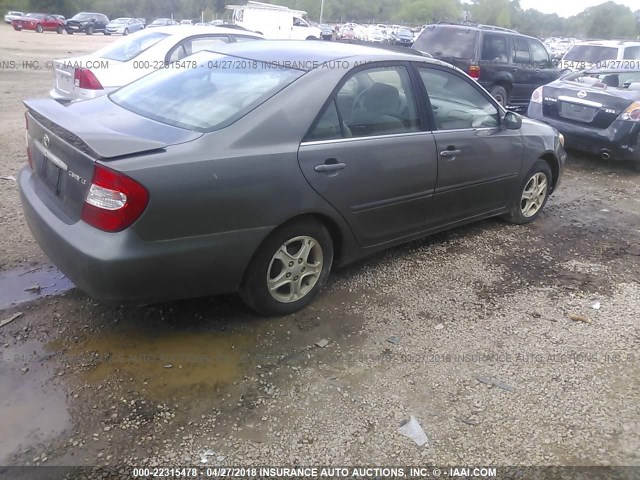 4T1BE32K13U662009 - 2003 TOYOTA CAMRY LE/XLE/SE ნაცრისფერი ფოტო 4