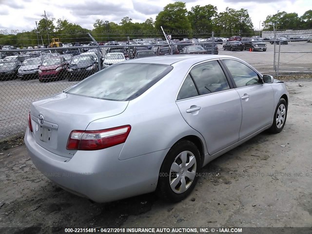 4T1BE46K37U054014 - 2007 TOYOTA CAMRY NEW GENERAT CE/LE/XLE/SE SILVER photo 4