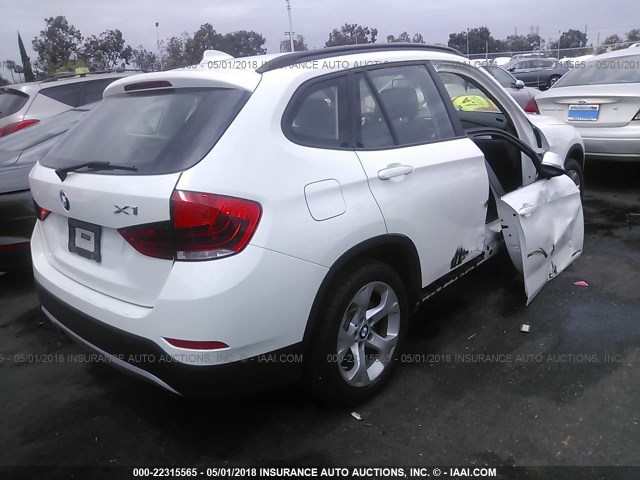 WBAVM1C56DVW45619 - 2013 BMW X1 SDRIVE28I WHITE photo 4