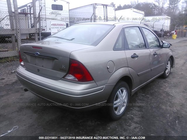 1FAFP34373W218438 - 2003 FORD FOCUS SE COMFORT/SE SPORT GOLD photo 4