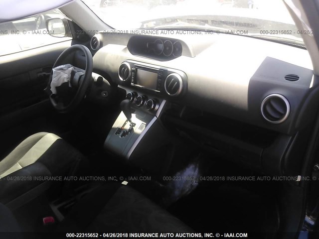 JTLZE4FE1FJ077972 - 2015 TOYOTA SCION XB BLUE photo 5