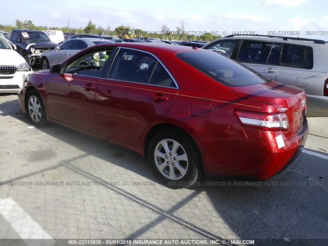 4T1BF3EK1BU140391 - 2011 TOYOTA CAMRY SE/LE/XLE RED photo 3