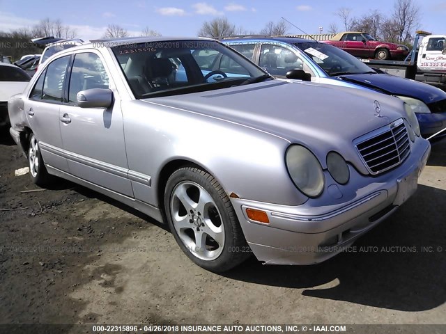 WDBJF70J72B454126 - 2002 MERCEDES-BENZ E 430 SILVER photo 1