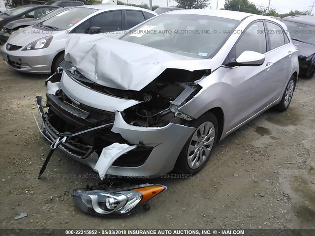 KMHD35LH5GU280942 - 2016 HYUNDAI ELANTRA GT SILVER photo 2