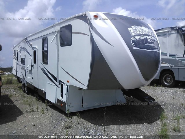 4X4FSBL26CU073250 - 2012 FOREST RIVER OTHER  WHITE photo 1