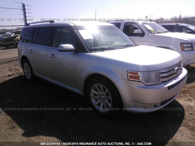 2FMHK6CC3BBD27639 - 2011 FORD FLEX SEL SILVER photo 1