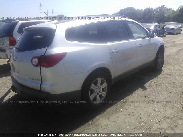 1GNER23D99S113346 - 2009 CHEVROLET TRAVERSE LT SILVER photo 4