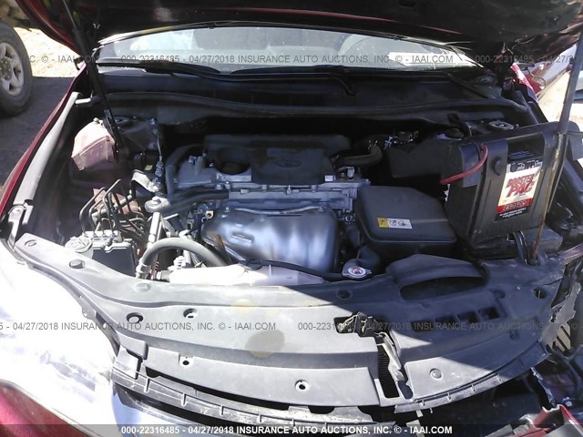 4T1BF1FK6HU653759 - 2017 TOYOTA CAMRY LE/XLE/SE/XSE MAROON photo 10