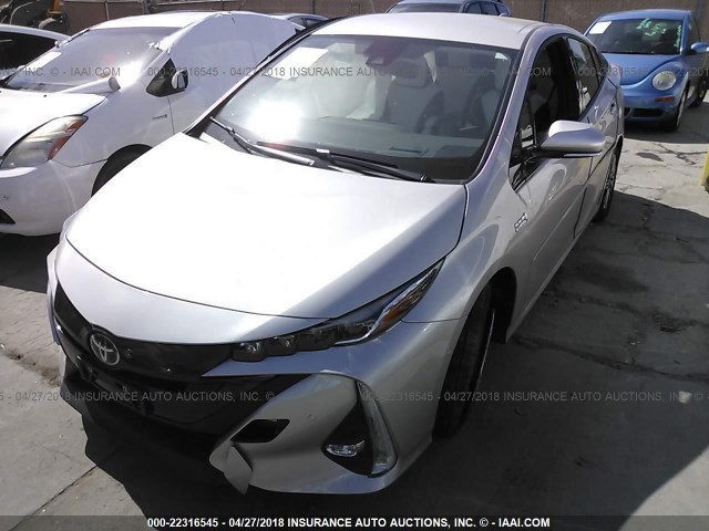 JTDKARFP1H3025708 - 2017 TOYOTA PRIUS PRIME  WHITE photo 2