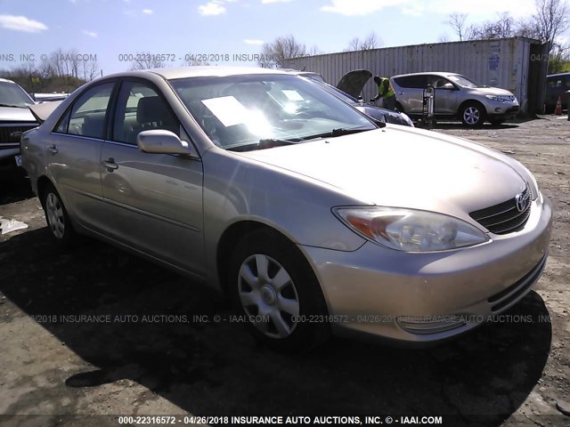 4T1BE32K72U100307 - 2002 TOYOTA CAMRY LE/XLE/SE BEIGE photo 1