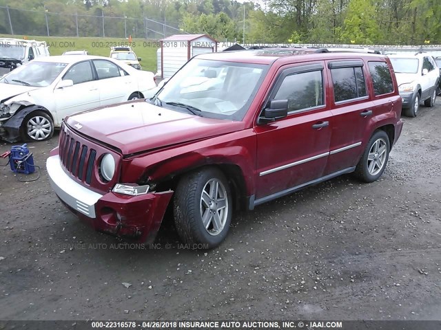 1J8FT48W68D568249 - 2008 JEEP PATRIOT LIMITED RED photo 2