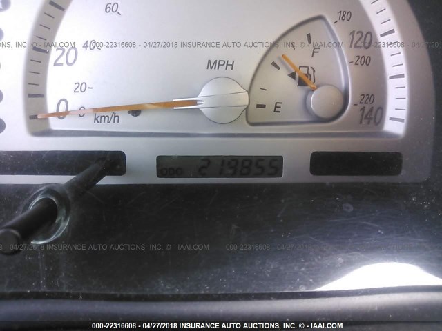 JTDBE32KX20037425 - 2002 TOYOTA CAMRY LE/XLE/SE 白色 照片 7