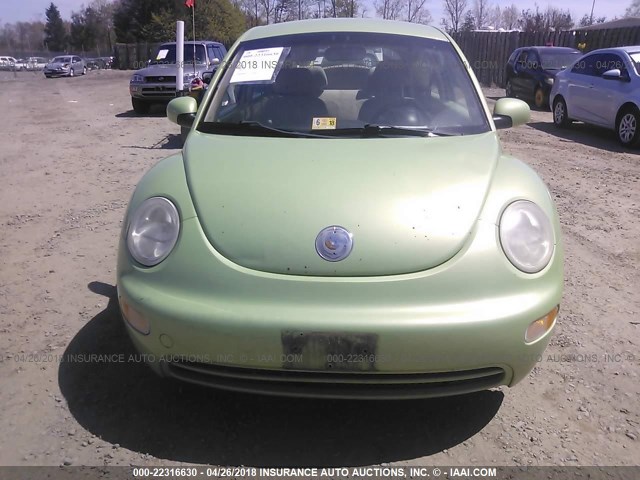 3VWBK21C63M426023 - 2003 VOLKSWAGEN NEW BEETLE GL 灰色 照片 6