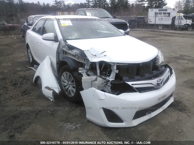 4T4BF1FK3ER439670 - 2014 TOYOTA CAMRY L/SE/LE/XLE WHITE photo 1