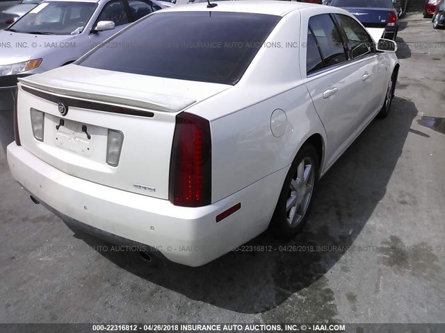 1G6DW677360103270 - 2006 CADILLAC STS WHITE photo 4