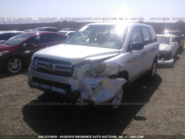 5FNYF28196B025614 - 2006 HONDA PILOT LX SILVER photo 2