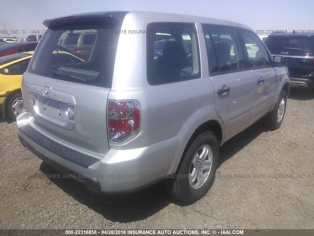 5FNYF28196B025614 - 2006 HONDA PILOT LX SILVER photo 4