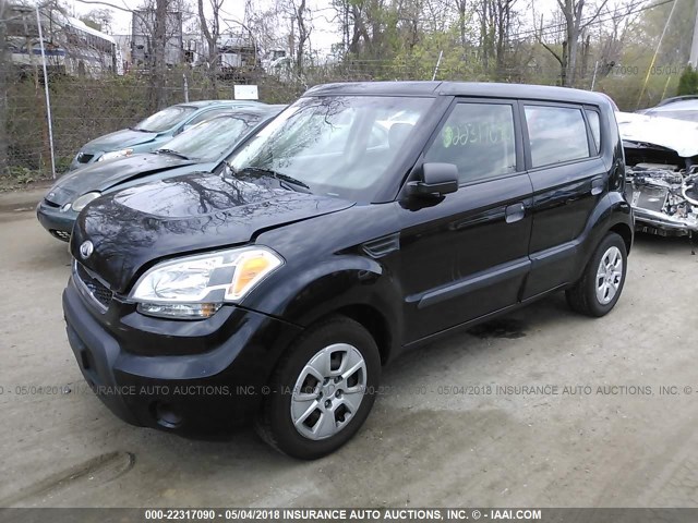 KNDJT2A15A7106077 - 2010 KIA SOUL BLACK photo 2