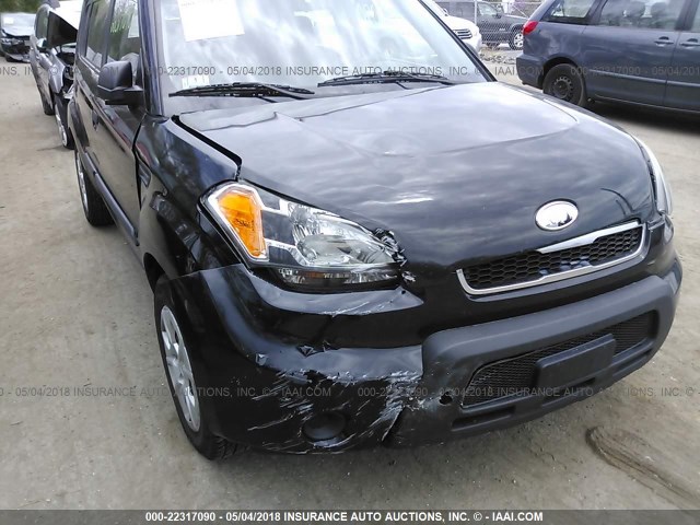 KNDJT2A15A7106077 - 2010 KIA SOUL BLACK photo 6