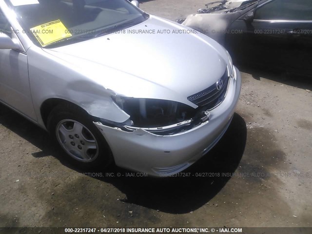 4T1BF30K82U033510 - 2002 TOYOTA CAMRY LE/XLE/SE 银色 照片 6
