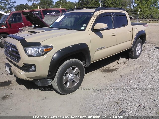 3TMCZ5AN5HM091835 - 2017 TOYOTA TACOMA DBL CAB/SR/TRDSPT/OR/PRO თაფლისფერი ფოტო 2