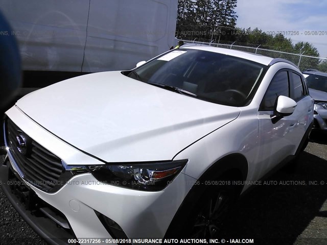 JM1DKFC70J1304206 - 2018 MAZDA CX-3 TOURING WHITE photo 2