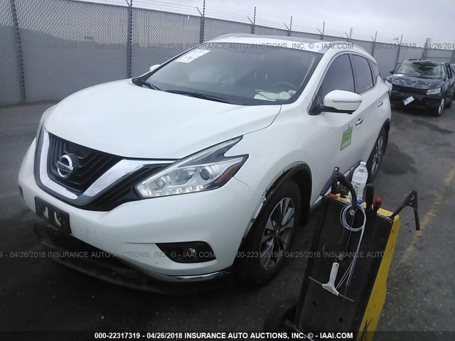 5N1AZ2MH7FN212570 - 2015 NISSAN MURANO S/SL/SV/PLATINUM WHITE photo 2