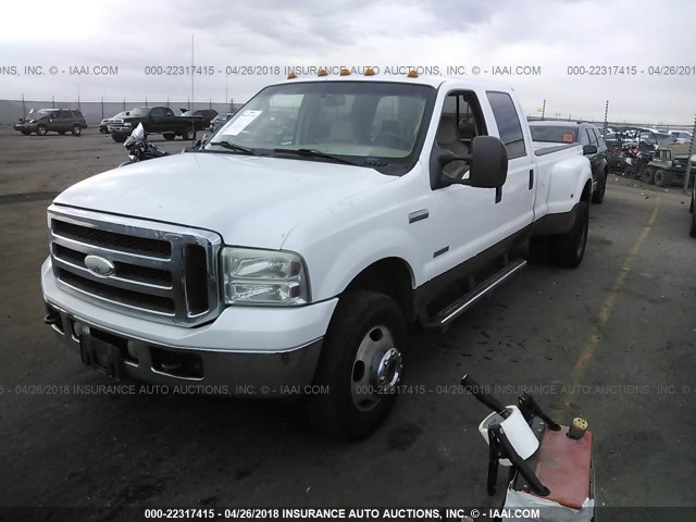 1FTWW33P06ED22006 - 2006 FORD F350 SUPER DUTY WHITE photo 2