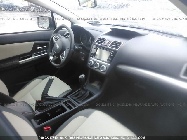 JF2GPABCXG9202665 - 2016 SUBARU CROSSTREK PREMIUM შავი ფოტო 5