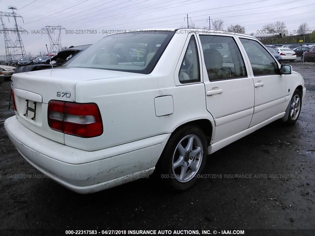 YV1LS61J2Y2642943 - 2000 VOLVO S70 SE WHITE photo 4