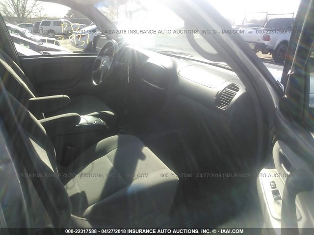 5TDBT44A12S104961 - 2002 TOYOTA SEQUOIA SR5 SILVER photo 5