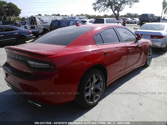 2C3CDXHG0GH267225 - 2016 DODGE CHARGER SXT RED photo 4