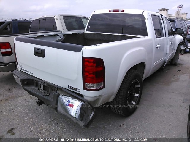 2GTEK13Y271503583 - 2007 GMC NEW SIERRA K1500 WHITE photo 4