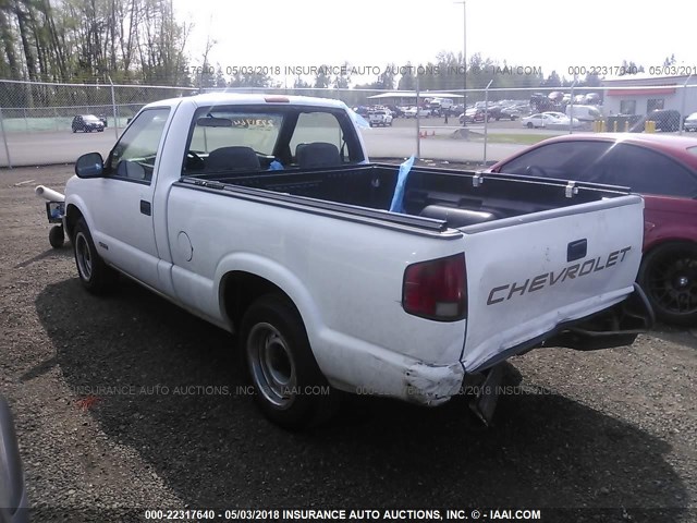 1GCCS1442T8209823 - 1996 CHEVROLET S TRUCK S10 WHITE photo 3