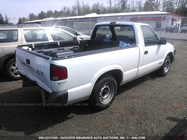 1GCCS1442T8209823 - 1996 CHEVROLET S TRUCK S10 WHITE photo 4