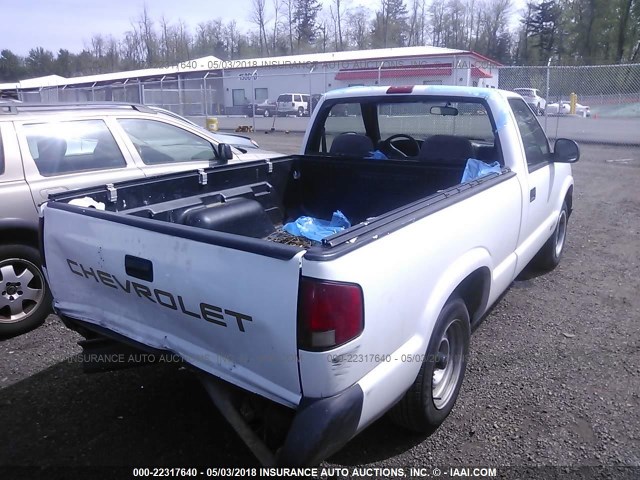 1GCCS1442T8209823 - 1996 CHEVROLET S TRUCK S10 WHITE photo 6