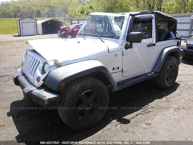 1J4FA24138L569936 - 2008 JEEP WRANGLER X SILVER photo 2