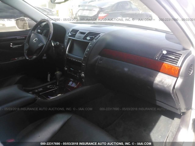 JTHBL46F285071314 - 2008 LEXUS LS 460 SILVER photo 5