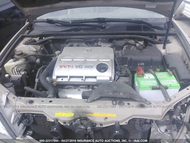 4T1BF30K73U558267 - 2003 TOYOTA CAMRY LE/XLE/SE თაფლისფერი ფოტო 10