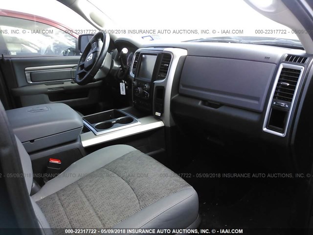 3C6UR4DJ5EG308325 - 2014 RAM 2500 SLT Սև լուսանկար 5