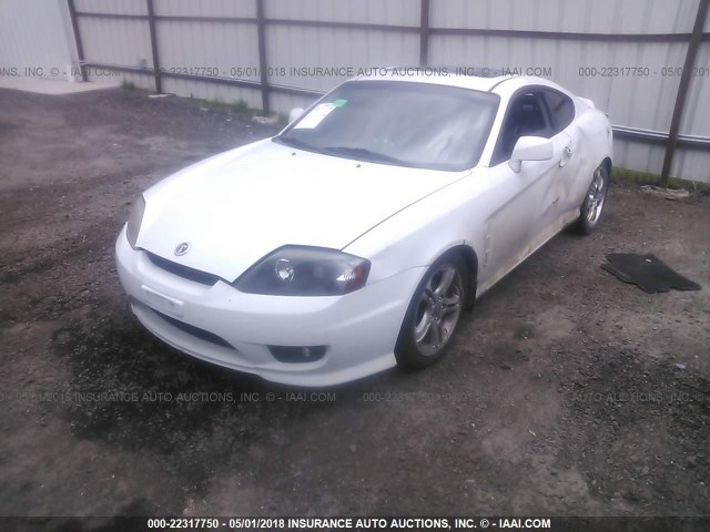 KMHHN65F46U208769 - 2006 HYUNDAI TIBURON GT/SE/GT LIMITED WHITE photo 2