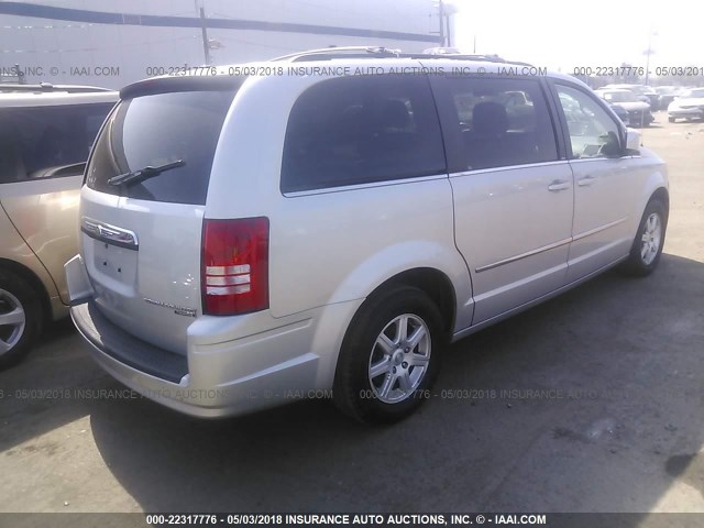2A4RR5D14AR324339 - 2010 CHRYSLER TOWN & COUNTRY TOURING SILVER photo 4