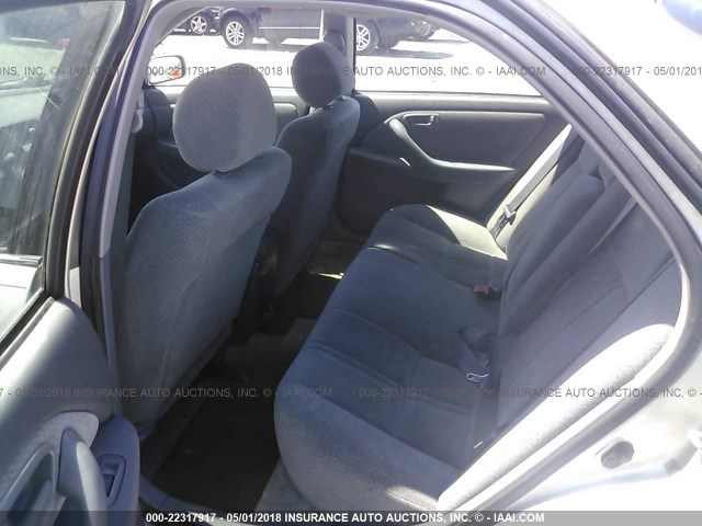 4T1BG22K11U017393 - 2001 TOYOTA CAMRY CE/LE/XLE 银色 照片 8