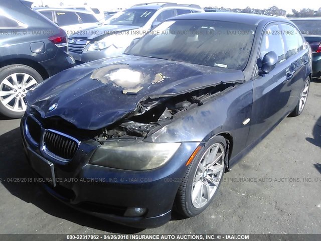 WBAPH53579A435744 - 2009 BMW 328 I SULEV Dark Blue photo 2