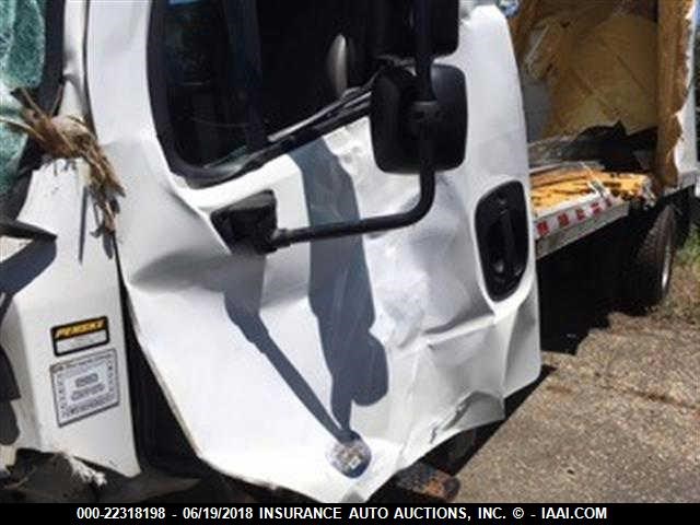 1FVACXDT9GHHD6233 - 2016 FREIGHTLINER M2 106 MEDIUM DUTY თეთრი ფოტო 2