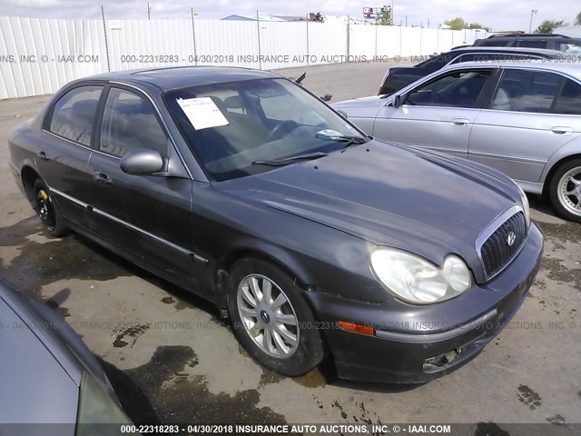 KMHWF35H74A928585 - 2004 HYUNDAI SONATA GLS/LX GRAY photo 1