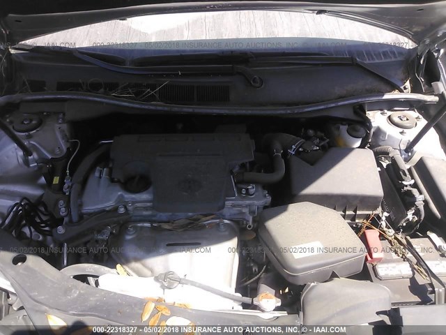 4T1BF1FK9GU139323 - 2016 TOYOTA CAMRY LE/XLE/SE/XSE SILVER photo 10
