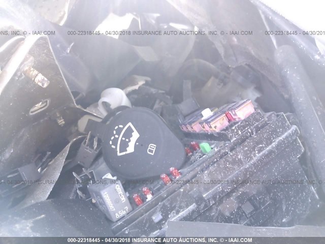 1G1ZC5EUXBF362868 - 2011 CHEVROLET MALIBU 1LT 银色 照片 10