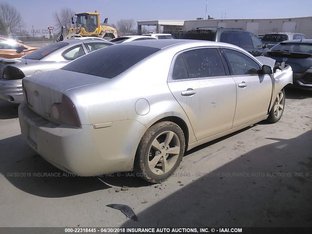 1G1ZC5EUXBF362868 - 2011 CHEVROLET MALIBU 1LT 银色 照片 4