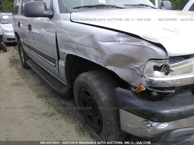 1GNEC13V84J294359 - 2004 CHEVROLET TAHOE C1500 SILVER photo 6